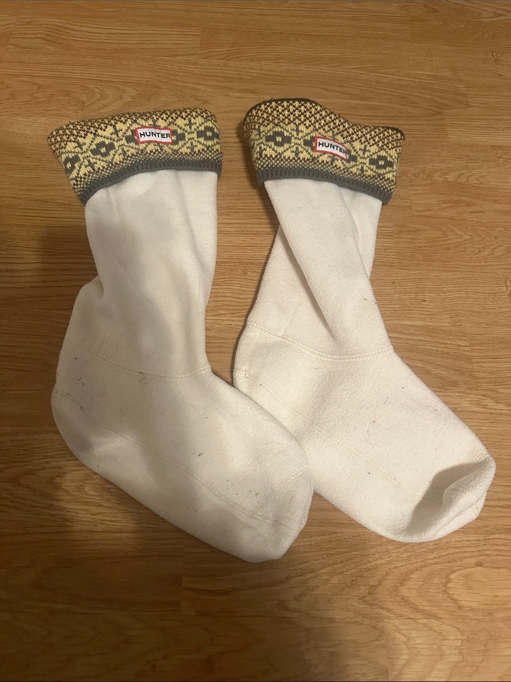 Hunter White Fleece Boot Sock Liners with Yellow & Green Patterned Cuff